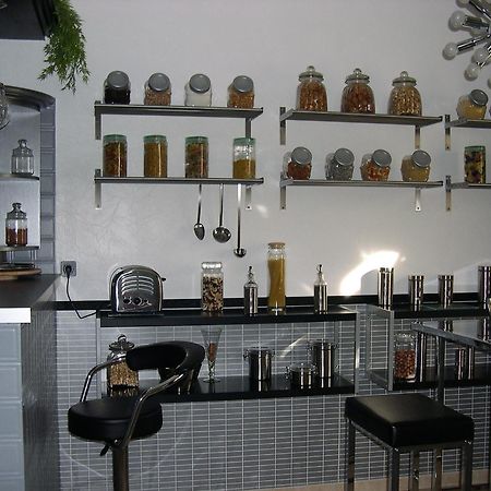 La Gentoliere Bed and Breakfast Pollestres Εξωτερικό φωτογραφία